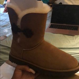 UGG BAILEY MARIKO